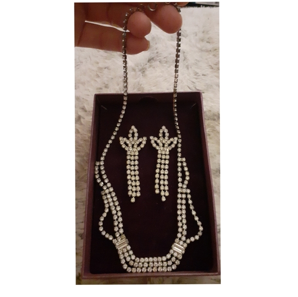 😍Vintage Mark's and Spencer jewellery set - Picture 3 of 4